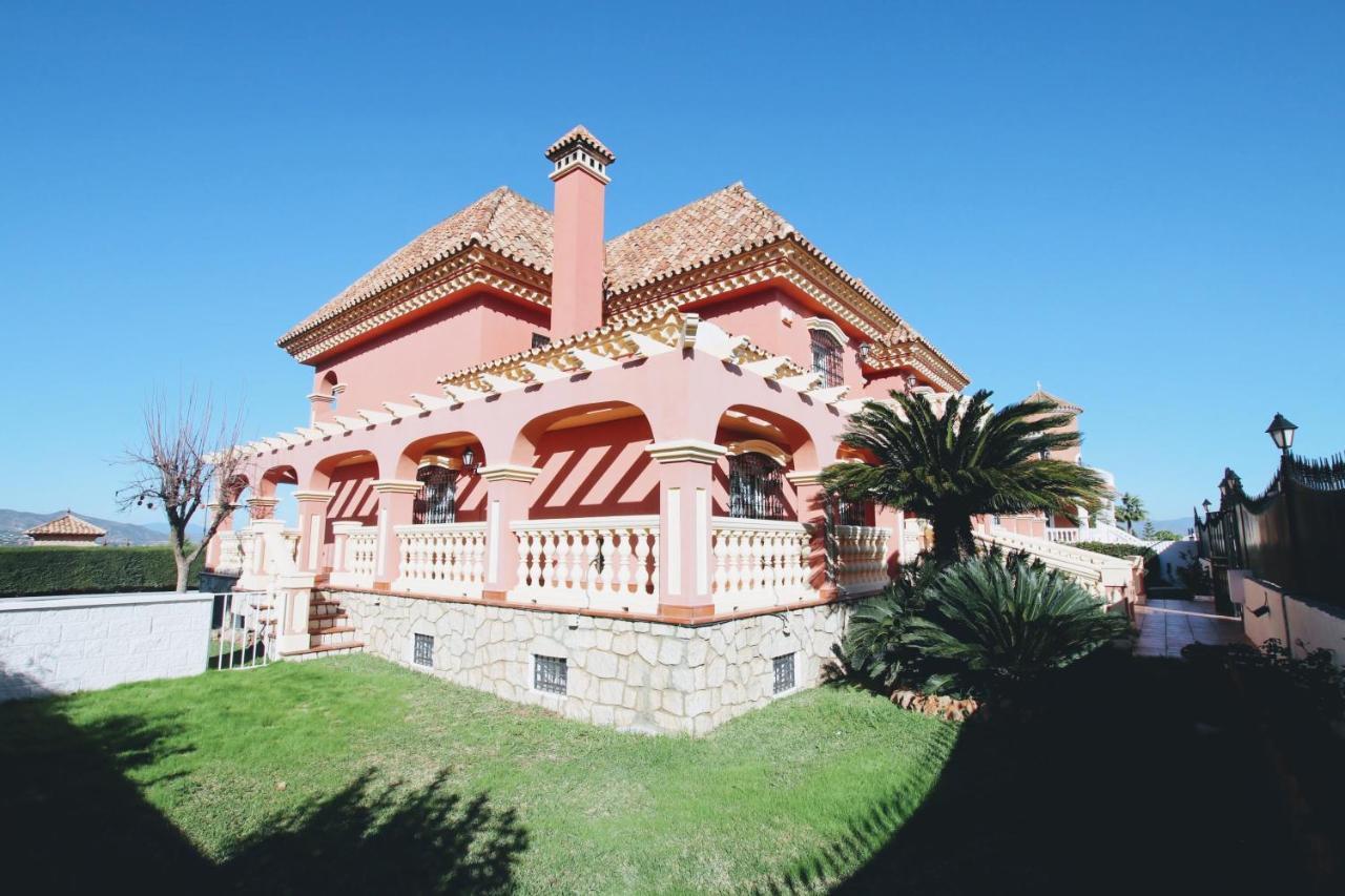 Tess Villa Cari Alhaurín de la Torre Εξωτερικό φωτογραφία